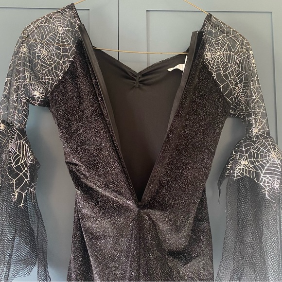 Chasing Fireflies Witch Costume Size 8 - Picture 4 of 4